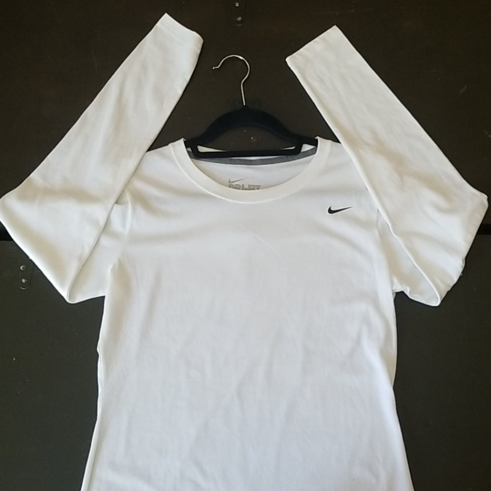 Nike slim fit longsleeve